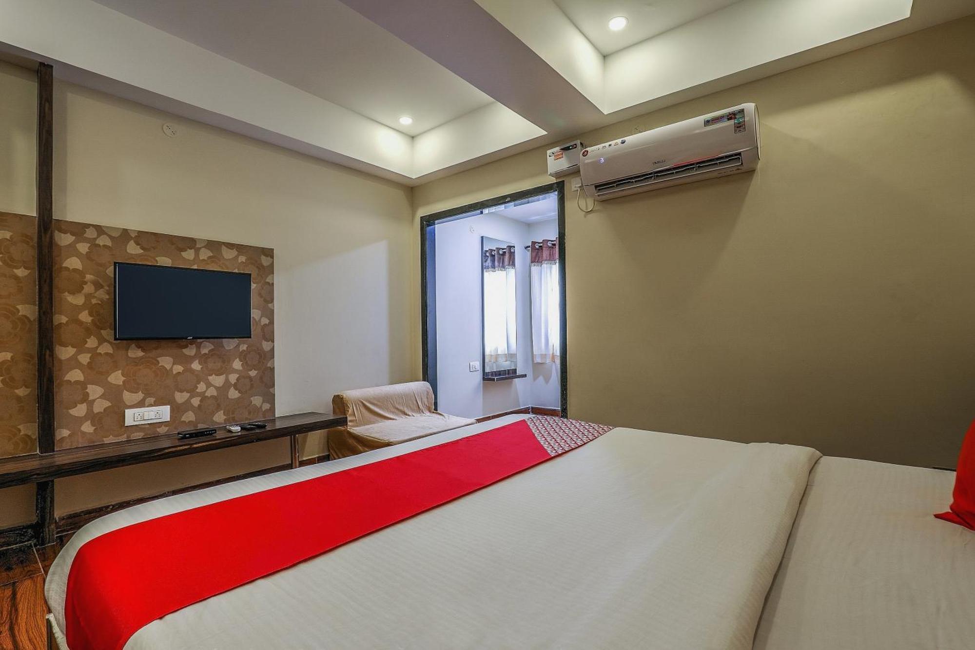 Hotel Capital O Sky Grand Hajdarábád Exteriér fotografie